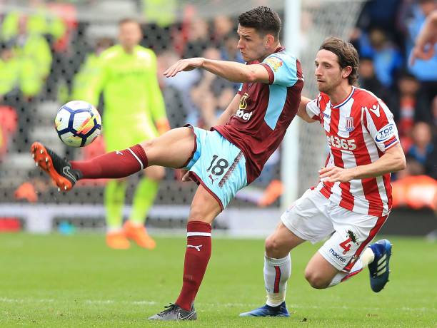 腹部受伤的 腹部受伤的