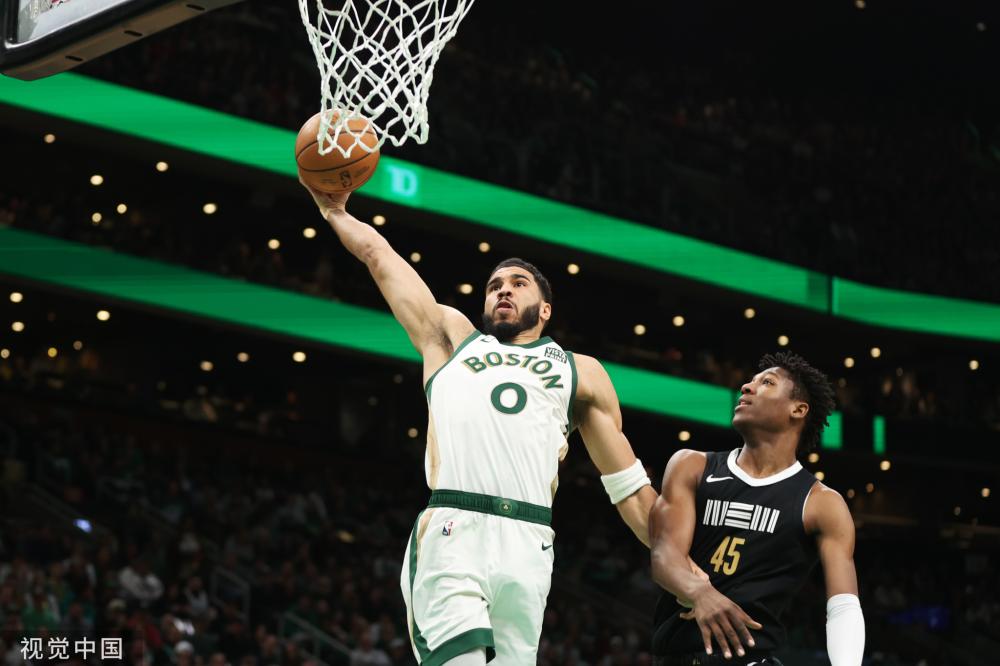 对波尔图的 对波尔图的